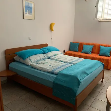 Auer Apartamento Pula